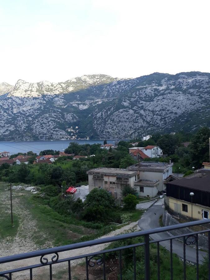 Apartmani Viza Risan Exterior foto