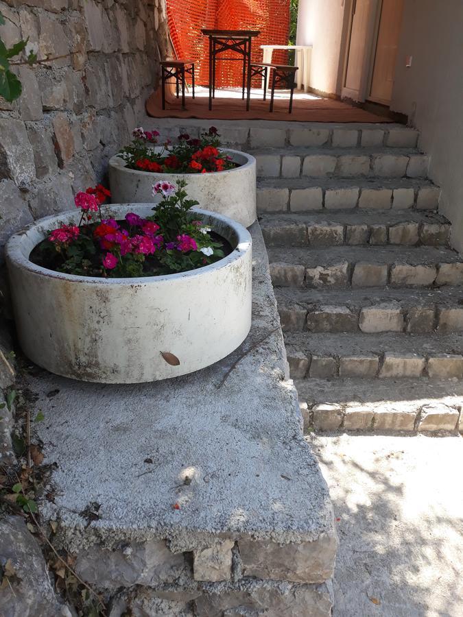 Apartmani Viza Risan Exterior foto